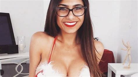 Mia Khalifa Salary Net Worth Claims She Made Only Doing Porn The Courier Mail