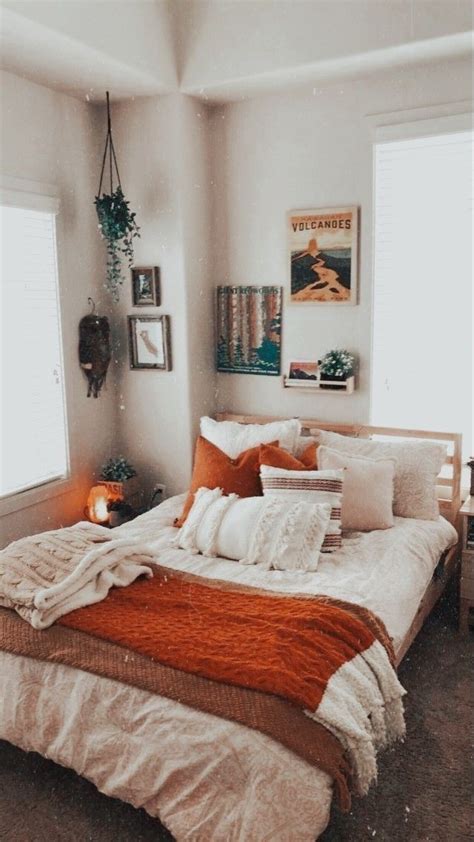 𝐏𝐈𝐍 𝐚𝐥𝐞𝐱𝐚𝐧𝐝𝐫𝐚𝐥𝐨𝐯𝐞𝐞 In 2020 Cozy Small Bedrooms Small Bedroom