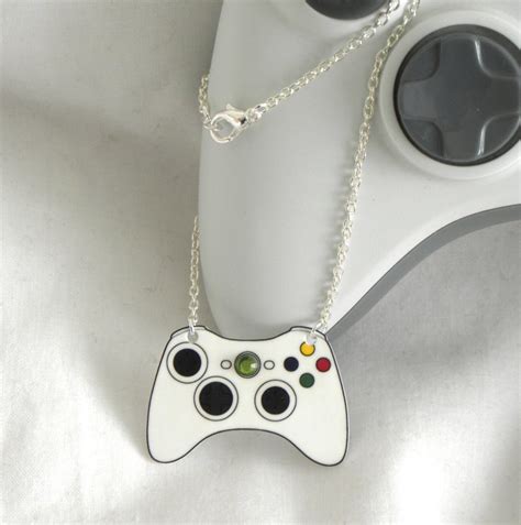 Girl Gamer Xbox 360 Video Games Controller Necklace Xbox360 £900 Via