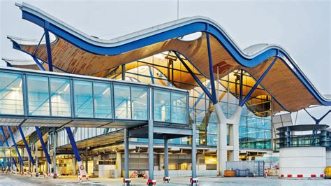 Madrid Barajas Adolfo Suárez Airport Is A 4 Star Airport Skytrax