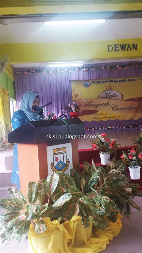 Pada tahun ini, cikgu lim kuo hung telah diberi kepercayaan untuk menjadi penyelaras program ini. Hari Anugerah Cemerlang 2018 & Majlis Graduasi Tahun 6 ...