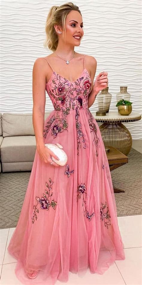 Wedding guest dresses appropriate for any ceremony. 27 Wedding Guest Dresses For Every Seasons & Style in 2020 ...