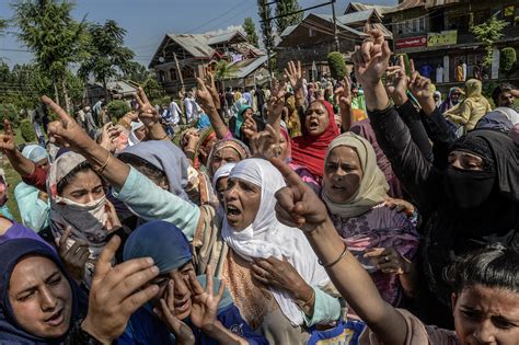 Kashmir Crisis Raises Fear Of Intensified India Pakistan Conflict