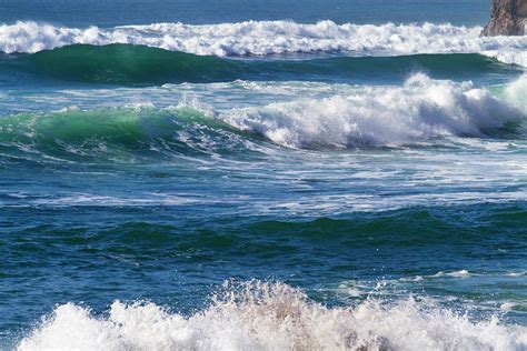 Pacific Ocean Waves California Usa By Mark Miller Photos
