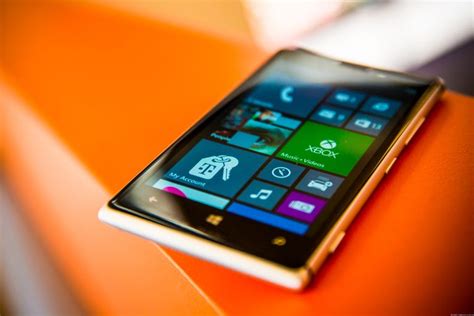Nokia Lumia 925 Review First Metal Lumia Gets It Right Cnet
