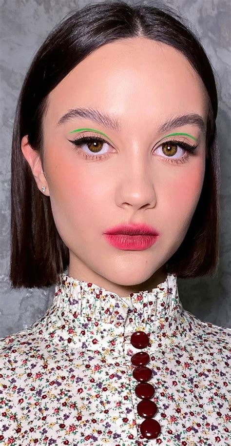 Gorgeous Makeup Trends To Be Wearing In 2021 Minimalist Makeup Look