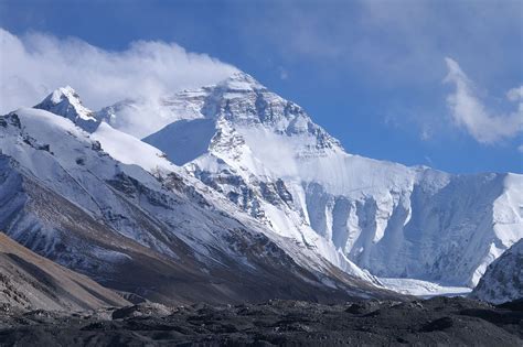 Nepal Haramkan Dua Pendaki India Kerana Memalsukan Kejayaan Mendaki