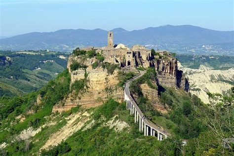 Civita Di Bagnoregio The Dying City Private Tour From Rome Lake Bolsena