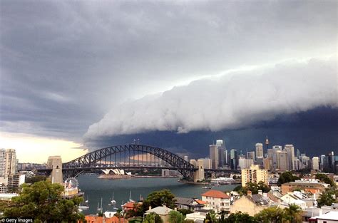 Photos Of Apocalyptic Storm Front Over Sydney Flood Twitter And