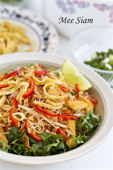 As i did not have dried shrimp in my fridge, i used dried prawns instead. Mee Siam | Recipe | Asian recipes, Food, Asian cooking