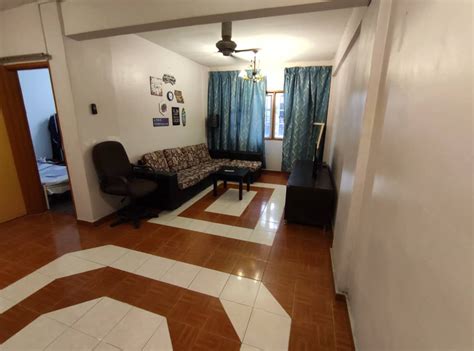 The vibrant area of sungai besi is located within the shops and the area near the police station. APARTMENT DESA TASIK FASA 6B SUNGAI BESI 2 - Alam Harta Realty