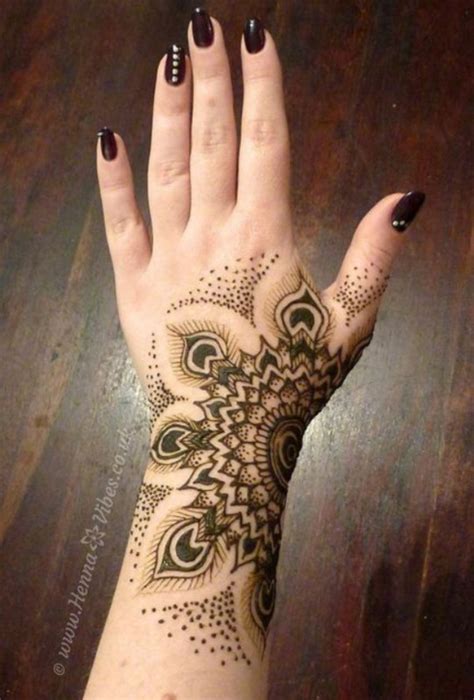 An arabic tattoo is one of those that leave most people impressed but unable to tell what it means. 42 Beautiful Henna Tattoo Designs for Women to Try