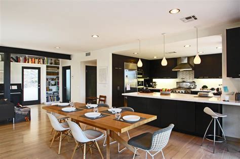 Open Plan Dining Room And Contemporary Kitchen Hgtv