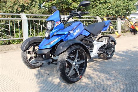 China Adult Electric Tricycle Big Three Wheel 200cc Sports Motor