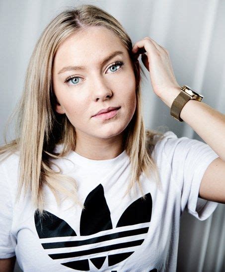 ᴘɪɴᴛᴇʀᴇsᴛ ᴋᴀᴛᴇʀɪᴄᴀᴍᴘʙᴇʟʟ With Images Swedish Blonde Astrid S