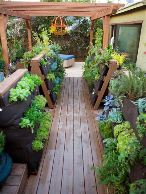 Vertical Container Gardening On A Deck Hgtv
