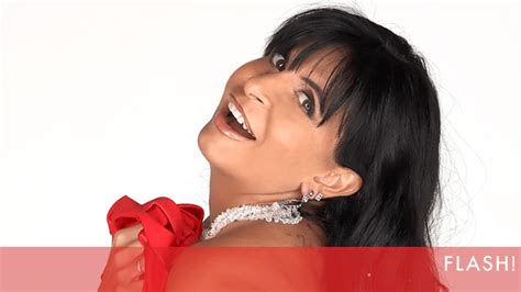 Conheça a atriz porno que está a promover Luciana Abreu no Brasil Flashes FLASH