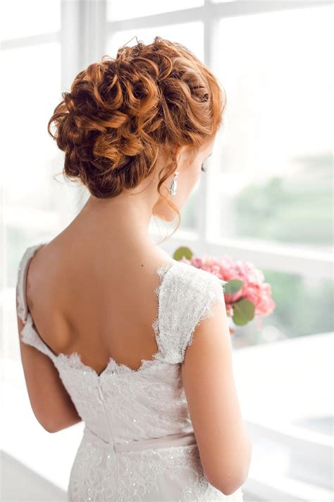 2018 Curly Wedding Day Hair For Amazing Look