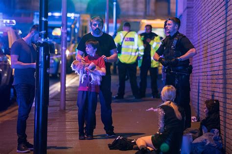 Manchester Arena Terror Attack In Pictures Manchester Evening News