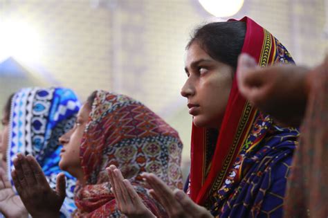 Perseguição Religiosa No Paquistão Missionários Combonianos