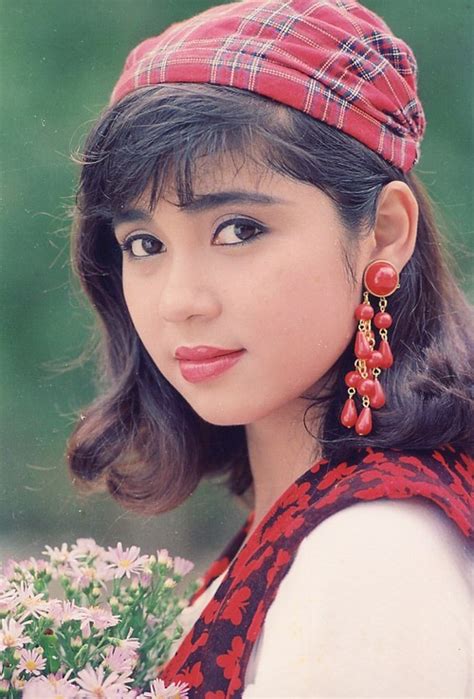 Nhan Sắc Của Người đẹp Tây Đô Việt Trinh Sau 30 Năm Giờ Ra Sao