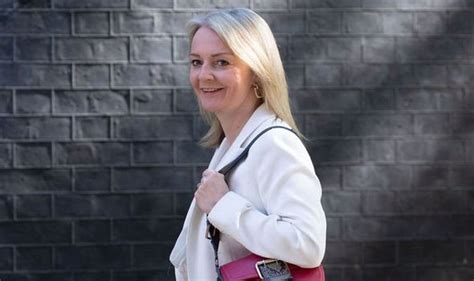 Ludicrous tax on workers inflate salaries of the rich, says LIZ TRUSS