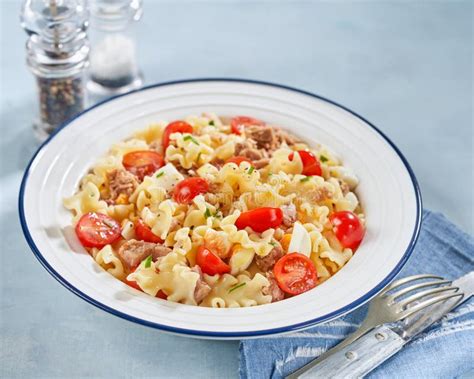 Healthy Fusilli Or Rotini Pasta Salad With Tuna Vine Tomatoes And