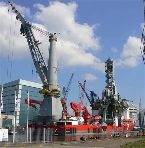 View borealis' current position in the live ship tracker below. MaritimeQuest - Seven Borealis (2012)