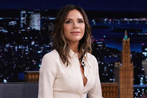 Victoria Beckham Sings Spice Girls Hit During Karaoke With Friends