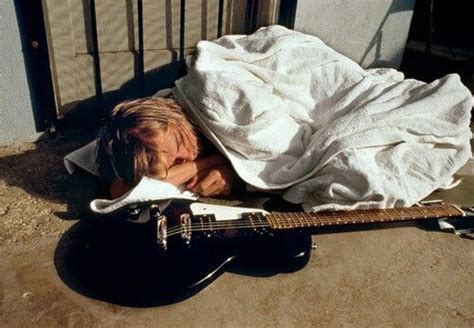 Sleeping Kurt Kurt Cobain Sleep Caroline Dhavernas Photo Rock