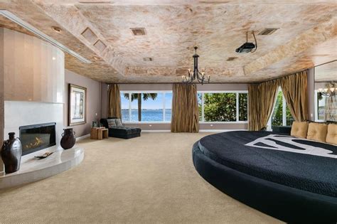 Shaqs Ridiculous Florida Mansion Can Be Yours For A Cool 28 Million
