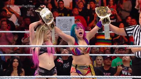 New Women S Tag Team Champions Crowned On WWE Monday Night Raw