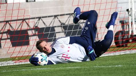 Manuel Neuer volvió a hacer fútbol tras larga lesión AlAireLibre cl