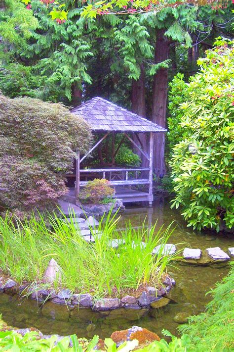 Gazebo In The Japanese Garden Butchart Gardens Victoria Bc Garden