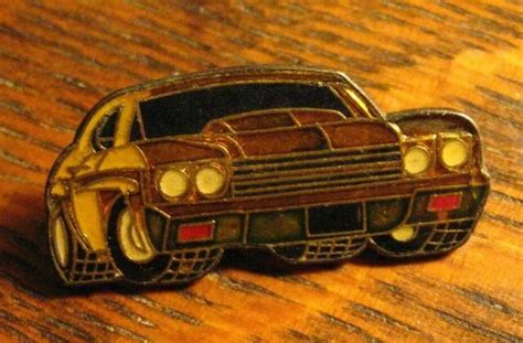 Muscle Car Lapel Pin Vintage Headlights Front Grille Auto Hood