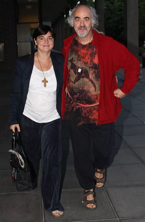 Sinead Oconnor Spouse Everything To Know About Her Husband Condotel