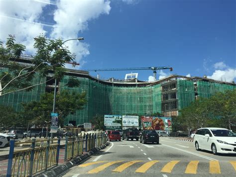 The kuantan city mall & berjaya megamall are just 100 meters away. Faceblogisra: KCM KUANTAN CITY MALL PUSAT BELI BELAH ...
