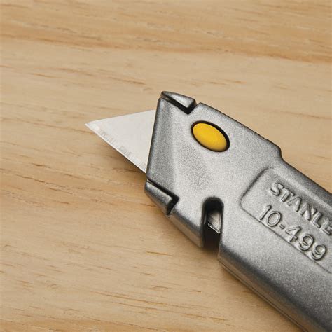 6 38 In Quick Change Retractable Utility Knife 10 499 Stanley Tools