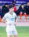 南韓足球「臉蛋天才」無P照曝光 女粉看傻：我的幻想破滅 - 自由娛樂