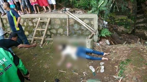Mayat Wanita Dengan Mata Melotot Ditemukan Di Bawah Jembatan Grand Depok City