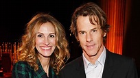 Watch Access Hollywood Interview: Julia Roberts And Husband Danny Moder ...