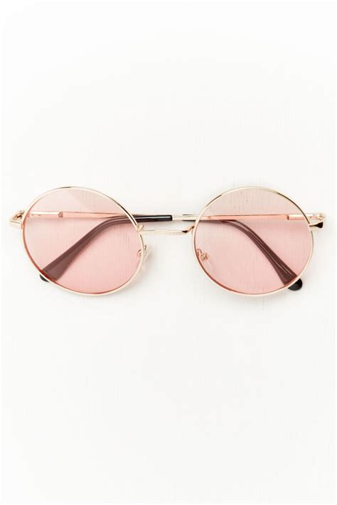 pink retro round sunglasses in 2021 round sunglasses sunglasses rose colored glasses