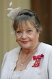 Actress Sylvia Syms, star of 'Ice Cold In Alex' and 'The Queen', dies ...