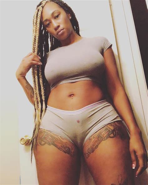 Ig Honeys Showing Them Phat Pussies N Camels Shesfreaky