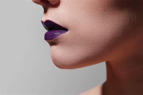 11 Plum Lipsticks That Look Good On Everyone Plum Lipstick Lipstick