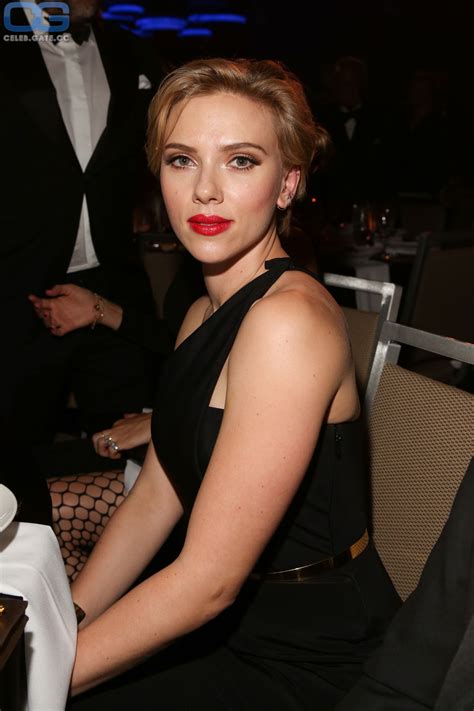 Scarlett Johansson Nackt Nacktbilder Playboy Nacktfotos Fakes Oben Ohne
