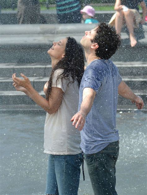 katie holmes gets soaking wet filming mania days in nyc 23 gotceleb