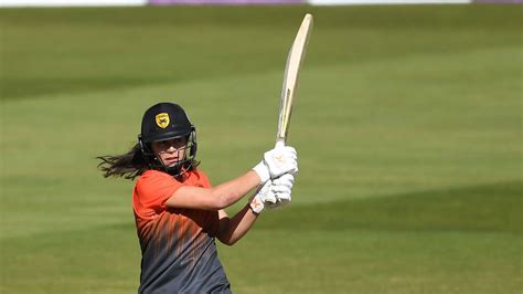 Maia Bouchier Charlie Dean Called Into England T20i Squad To Face New