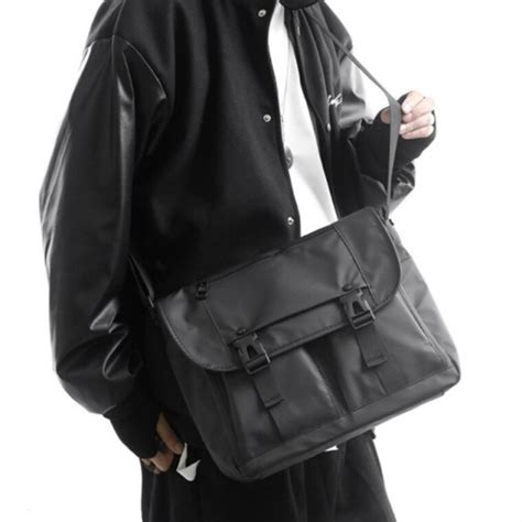 G마켓 남자 대학생 책가방 크로스 학교가방 어두운색 가방