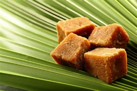 14 Amazing Health Benefits And Medicinal Uses Of Jaggery